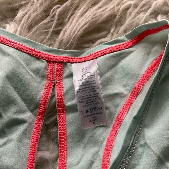 Ivivva Racerback‎ Tank - Picture 2 of 4